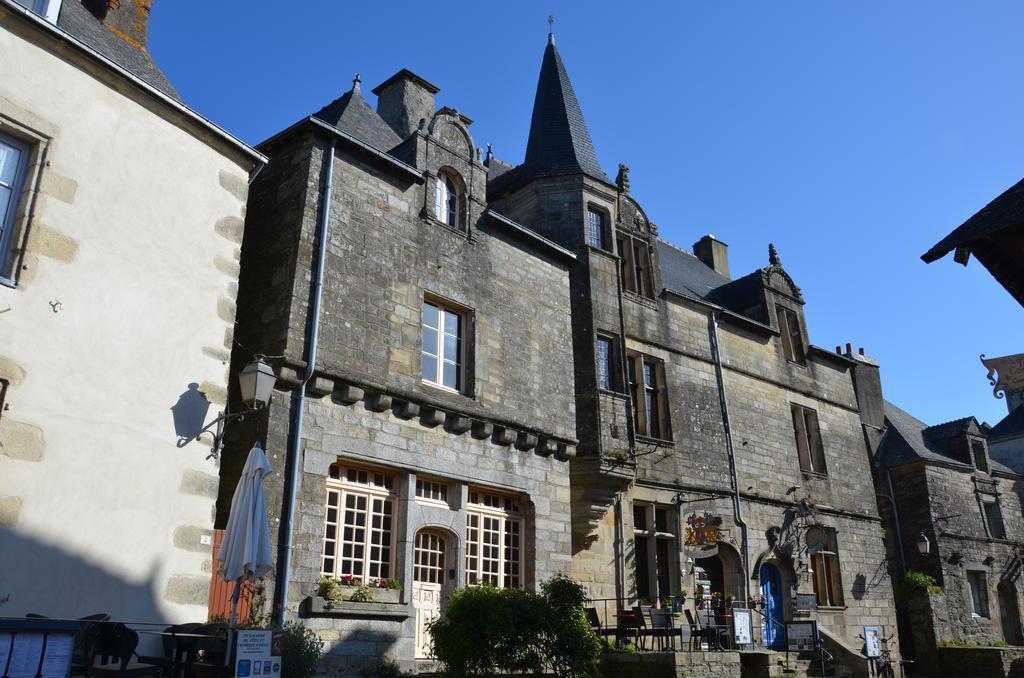 La Tour Du Lion Bed and Breakfast Rochefort-en-Terre Εξωτερικό φωτογραφία