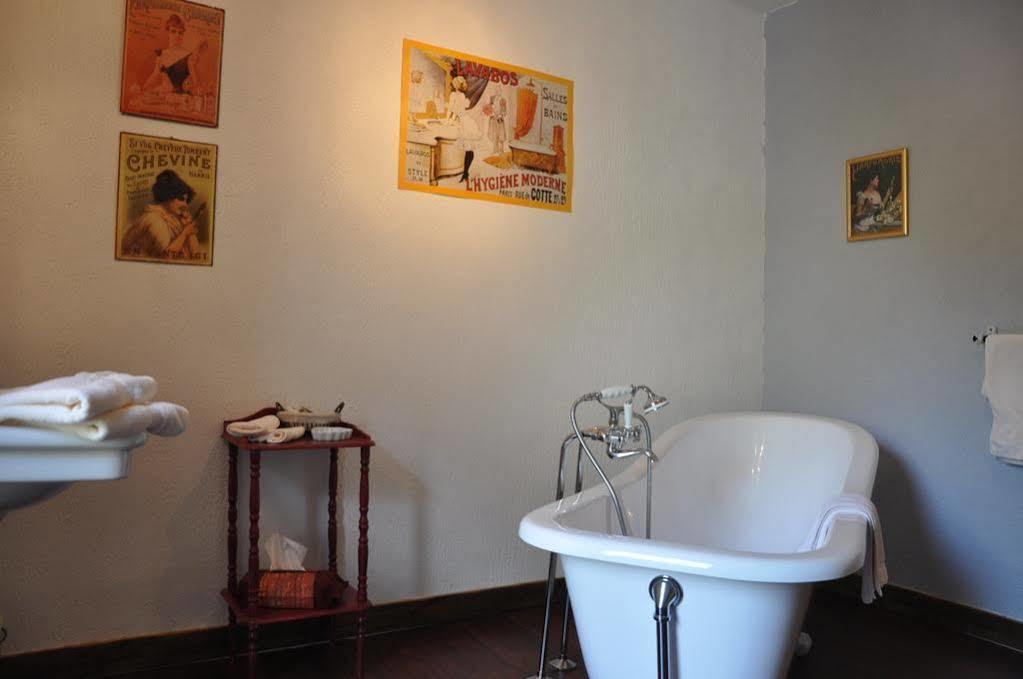 La Tour Du Lion Bed and Breakfast Rochefort-en-Terre Εξωτερικό φωτογραφία